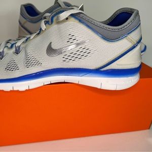 Nike Womens Free Trainer 5.0 size 10
